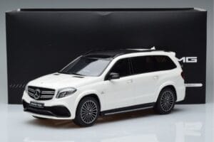 Mercedes AMG GLS63 X166 White GT Spirit 1:18 B66965709 Resin - image 6 of 6