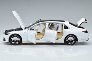 Mercedes Maybach S600 W222 V12 Biturbo Diamond White Almost Real 1:18 820116 Diecast - image 5 of 11