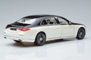Mercedes Maybach S680 X223 White Norev 1:18 B66961424 Diecast - image 3 of 7