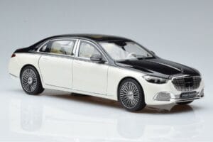 Mercedes Maybach S680 X223 White Norev 1:18 B66961424 Diecast - image 5 of 7