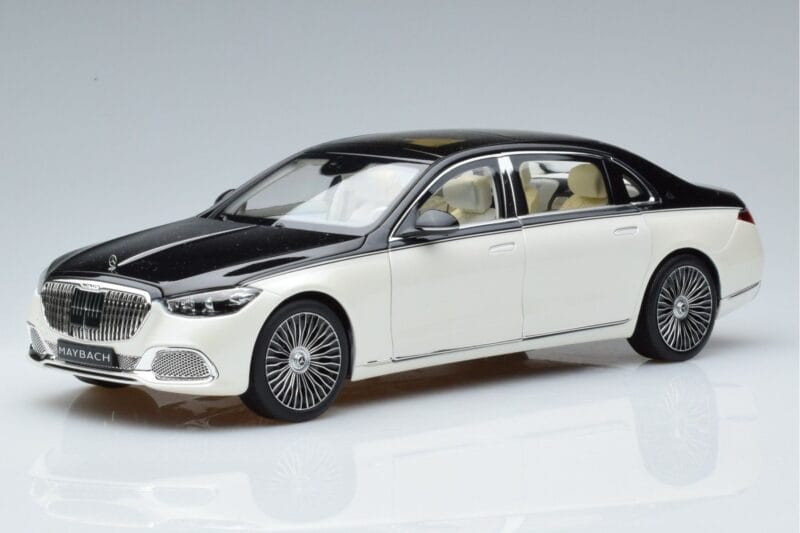 Mercedes Maybach S680 X223 White Norev 1:18 B66961424 Diecast