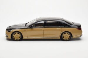 Mercedes Maybach S680 W223 Obsidian Black Sand Almost Real 1:18 820124 Diecast - image 4 of 7