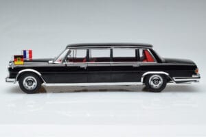 Mercedes 600 Pullman W100 W. Brandt G. Pompidou KK-Scale 1:18 KKDC181134 Diecast - image 3 of 6