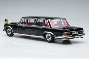Mercedes 600 Pullman W100 W. Brandt G. Pompidou KK-Scale 1:18 KKDC181134 Diecast - image 5 of 6