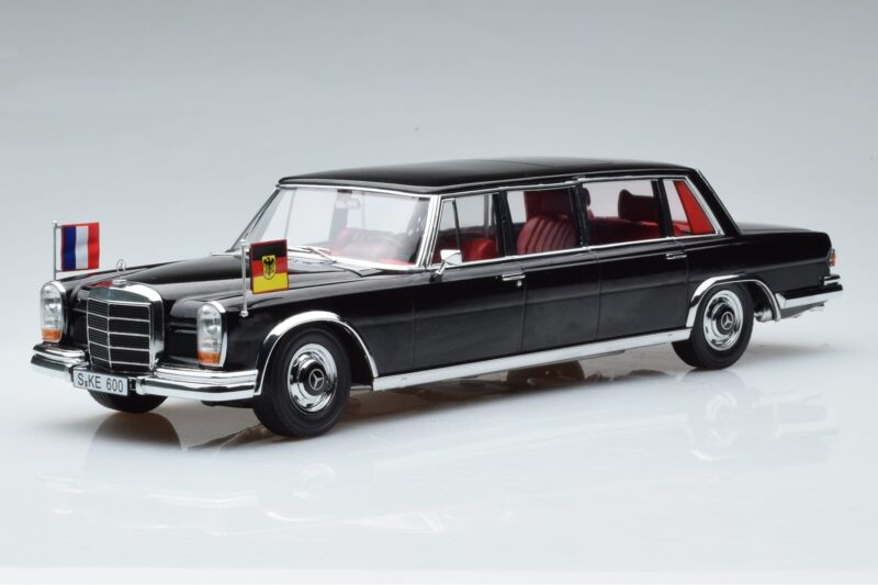 Mercedes 600 Pullman W100 W. Brandt G. Pompidou KK-Scale 1:18 Mercedes 600 Pullman W100 W. Brandt G. Pompidou KK-Scale 1:18 KKDC181134 Diecast