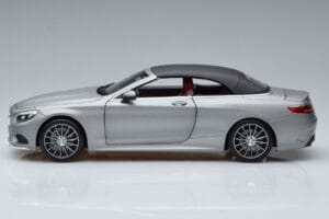 Mercedes S-Class A217 Cabriolet Gray Norev 1:18 B66960355 Diecast - image 4 of 8