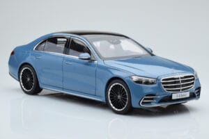 Mercedes S-Class W223 Vintage Blue Norev 1:18 B66960828 Diecast - image 5 of 7