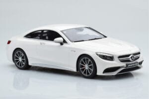 Mercedes AMG S63 C217 Coupe White GT Spirit 1:18 B66960372 Resin - image 4 of 6