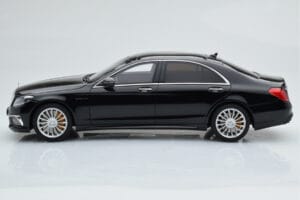Mercedes AMG S65 W222 Black GT Spirit 1:18 ZM043 Resin - image 3 of 6