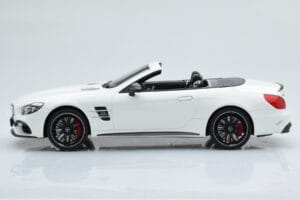 Mercedes AMG SL63 R231 White GT Spirit 1:18 B66965708 Resin - image 3 of 6