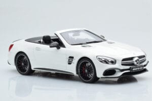Mercedes AMG SL63 R231 White GT Spirit 1:18 B66965708 Resin - image 4 of 6