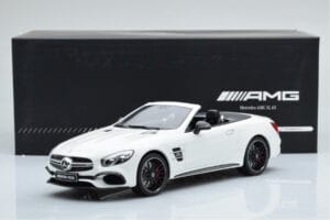 Mercedes AMG SL63 R231 White GT Spirit 1:18 B66965708 Resin - image 6 of 6