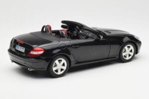 Mercedes SLK R171 Obsidian Black Metallic Minichamps 1:18 B66962319 Diecast - image 4 of 9
