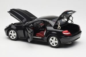 Mercedes SLK R171 Obsidian Black Metallic Minichamps 1:18 B66962319 Diecast - image 6 of 9