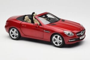 Mercedes SLK R172 Designo Zircon Red Minichamps 1:18 B66960513 Diecast - image 6 of 8