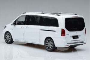 Mercedes V-Class W447 V260L White OEM 1:18 QALCN89911149 Diecast - image 7 of 8