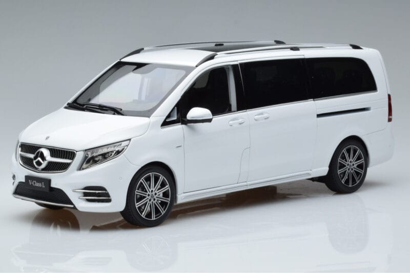 Mercedes V-Class W447 V260L White OEM 1:18 QALCN89911149 Diecast