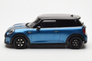 Mini Cooper S F56 Island Blue Otto 1:18 OT982 Resin - image 3 of 6