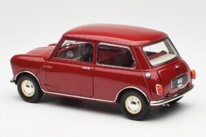 Morris Mini Minor Red Kyosho 1:18 08964R Diecast - image 7 of 8