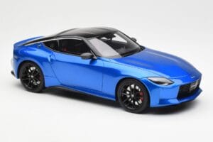 Nissan Fairlady Z Z35 Bayside Blue GT Spirit 1:18 GT387 Resin - image 4 of 6