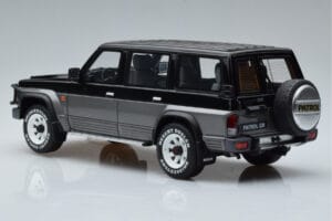 Nissan Patrol GR Y60 Gray Otto 1:18 OT993 Resin - image 5 of 6