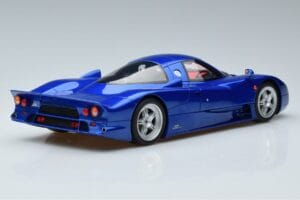 Nissan R390 GT1 Road Car GT Spirit 1:18 GT403 Resin - image 2 of 6