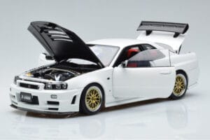 Nissan Skyline GT-R R34 Nismo Z-Tune White MotorHelix 1:18 M83407 Diecast - image 2 of 11
