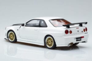 Nissan Skyline GT-R R34 Nismo Z-Tune White MotorHelix 1:18 M83407 Diecast - image 7 of 11