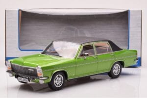Opel Diplomat B Green Metallic MCG 1:18 MCG18337 Diecast - image 6 of 6