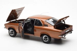 Opel Manta A Bronze Metallic Norev 1:18 183624 Diecast - image 5 of 8