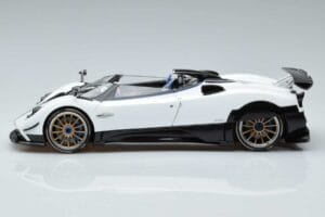 Pagani Zonda HP Barchetta Carbon Fiber White LCD 1:18 LCD18009 WH Diecast - image 5 of 9