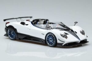 Pagani Zonda HP Barchetta Carbon Fiber White LCD 1:18 LCD18009 WH Diecast - image 6 of 9