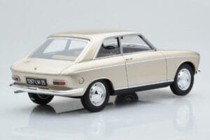 Peugeot 204 Coupe Beige Otto 1:18 OT1024 Resin - image 2 of 6
