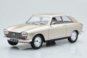 Peugeot 204 Coupe Beige Otto 1:18 Peugeot 204 Coupe Beige Otto 1:18 OT1024 Resin
