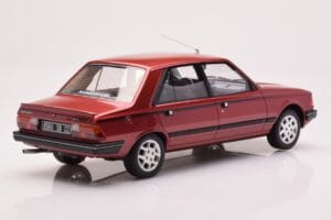Peugeot 305 GTX Red Plaisir Otto 1:18 OT1032 Resin - image 2 of 6