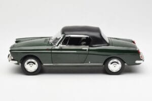 Peugeot 404 Cabriolet Antique Green Limited Edition Norev 1:18 184829 Diecast - image 4 of 8