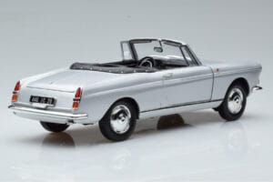 Peugeot 404 Cabriolet Silver Norev 1:18 184835 Diecast - image 3 of 8