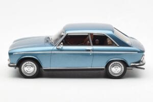 Peugeot 304 S Coupe Blue Otto 1:18 OT449 Resin - image 3 of 6