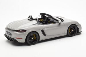 Porsche 718 Spyder Crayon Grey GT Spirit 1:18 GT436 Resin - image 2 of 6