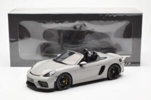 Porsche 718 Spyder Crayon Grey GT Spirit 1:18 GT436 Resin - image 6 of 6