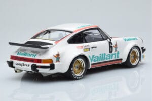 Porsche 911 934 Vaillant #6 B. Wollek Norisring EGT 1976 Minichamps 1:18 155766496 Diecast - image 2 of 6