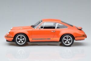 Porsche 911 964 Singer Orange Special Edition GT Spirit 1:18 ZM049 Resin - image 3 of 6
