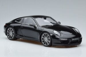 Porsche 911 991 Carrera 4 Black Edition GT Spirit 1:18 GT114 Resin - image 4 of 6
