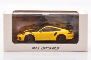 Porsche 911 991.2 GT3 RS Yellow Minichamps 1:43 WAX02020085 Diecast - image 4 of 4