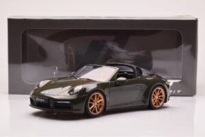 Porsche 911 992 Targa 4S Olive Green GT Spirit 1:18 GT438 Resin - image 6 of 6