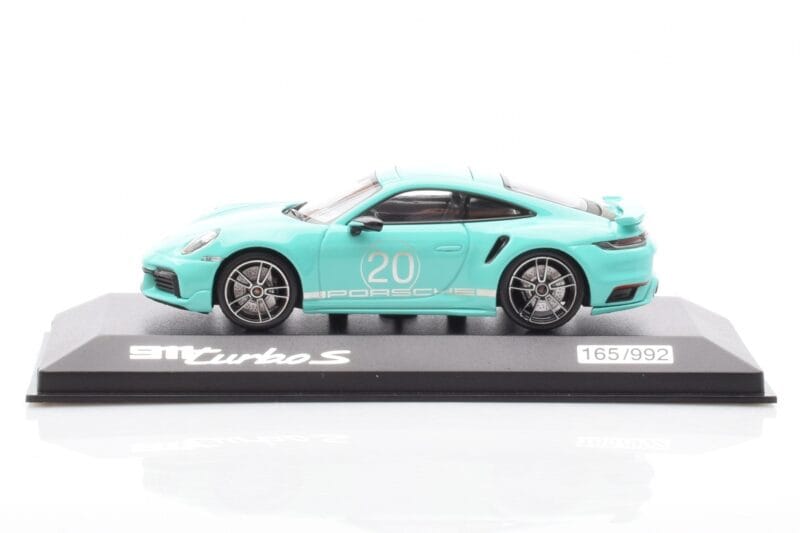 Porsche 911 992 Turbo S Mint Green Minichamps 1:43 WAP0209070N003 Diecast