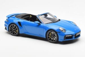 Porsche 911 992 Turbo S Shark Blue GT Spirit 1:18 GT441 Resin - image 4 of 6