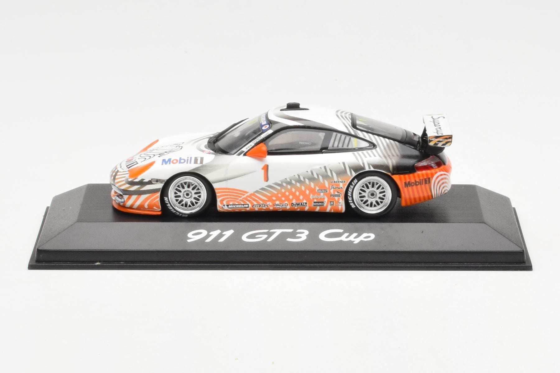 Minichamps Porsche 911 996 GT3 Cup 1:43 VIP Car