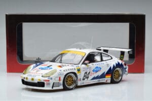 Porsche 911 996 GT3 R J. Ickx 24 Hours of Le Mans 2003 AUTOart 1:18 80379 Diecast - image 7 of 7