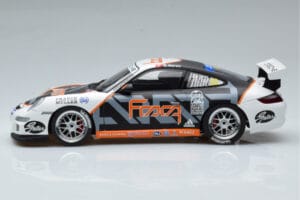 Porsche 911 997 GT3 Cup #33 M. Marsh Carrera Cup Asia 2006 AUTOart 1:18 80782 Diecast - image 4 of 7